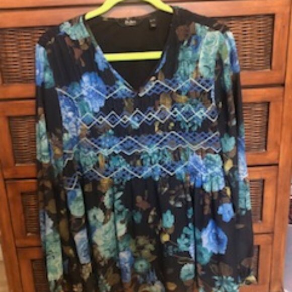 DuJour Boho Top - Picture 1 of 10